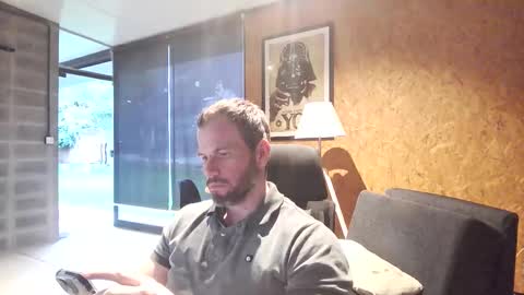 shad0w_hunter online show from January 5, 2026, 10:02 pm