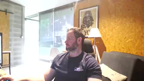 shad0w_hunter online show from March 9, 2026, 1:37 pm