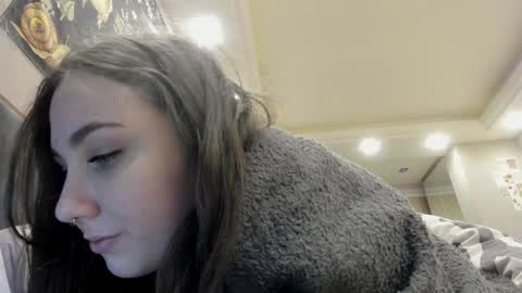 shadow_raffi online show from January 5, 2025, 6:24 am