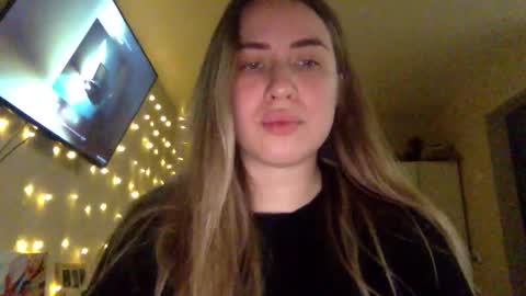 shadowx_dahlia online show from October 29, 2025, 4:20 pm