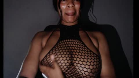 ESTHER online show from May 25, 2026, 3:51 pm