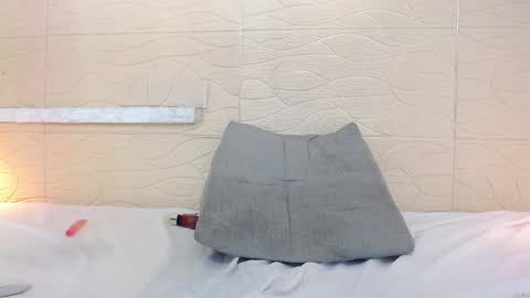 Catalina online show from January 8, 2025, 12:17 am