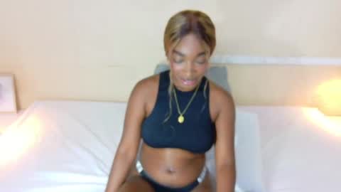 Catalina online show from October 1, 2025, 8:26 pm