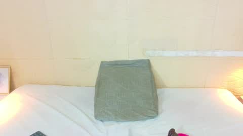 Catalina online show from March 24, 2026, 8:58 pm