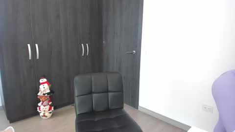 Snapshot of shanabellucy chatting on December 20, 2024, 6:13 pm onlyfans shanabellucy online show from December 20, 2024, 6:13 pm