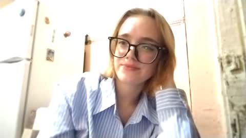 Snapshot of shanellewelburn chatting on November 14, 2025, 6:28 pm Lana online show from November 14, 2025, 6:28 pm