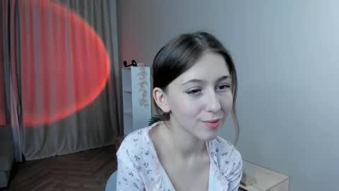 me name is Mia online show from January 18, 2026, 6:12 pm