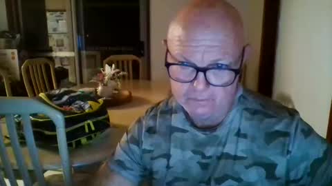 shaneo781570 online show from April 19, 2026, 5:12 pm