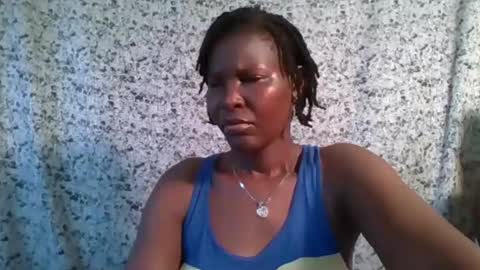 shania_sleigh online show from November 26, 2025, 1:23 pm