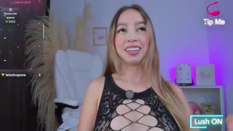   online show from October 16, 2025, 11:50 pm