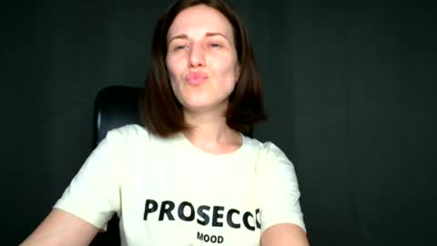 Shannen online show from May 31, 2026, 8:10 am