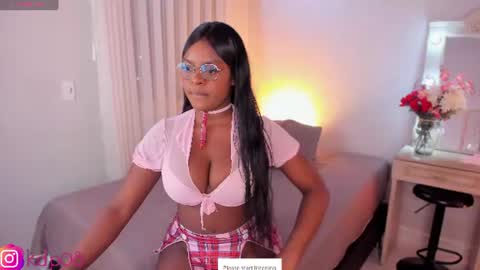 Snapshot of shannol_ryan chatting on July 21, 2026, 1:41 am Shannol online show from July 21, 2026, 1:41 am