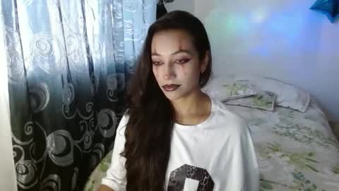 Snapshot of shantal_d03 chatting on October 14, 2025, 9:04 pm shantal_d03 online show from October 14, 2025, 9:04 pm