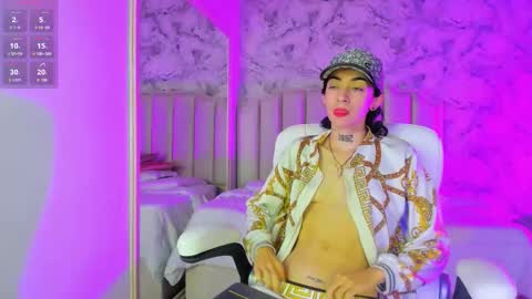 Shantal online show from December 1, 2025, 3:11 am