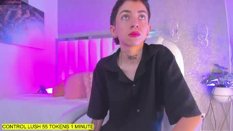 Snapshot of shantal_thompson21 chatting on April 29, 2026, 11:25 am Shantal online show from April 29, 2026, 11:25 am