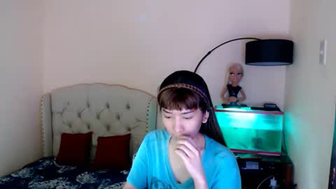 SHANTA FOX  s online show from March 8, 2026, 2:04 am