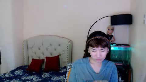 SHANTA FOX  s online show from April 1, 2026, 12:00 am