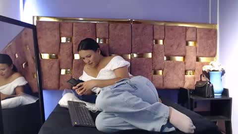 shantall 05 online show from February 5, 2026, 8:13 pm