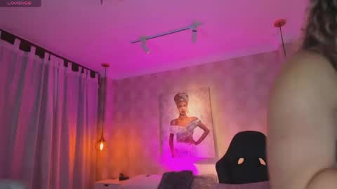 Snapshot of shantalll__ chatting on April 20, 2026, 11:13 am Shantal online show from April 20, 2026, 11:13 am