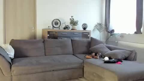 Snapshot of shantallmilf chatting on February 18, 2025, 3:43 pm Shantall Milf online show from February 18, 2025, 3:43 pm