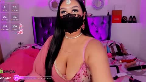 Snapshot of shantatiare_ chatting on September 23, 2025, 10:35 pm SHANTAL  online show from September 23, 2025, 10:35 pm