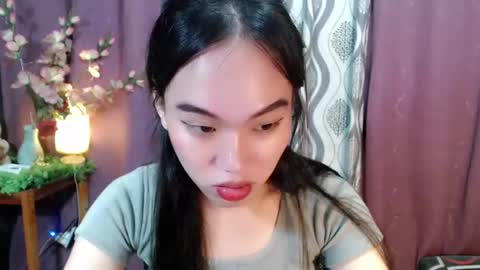 Snapshot of shantel_xx chatting on March 6, 2025, 7:54 pm Shantel online show from March 6, 2025, 7:54 pm