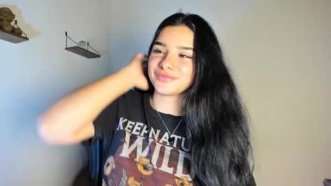 Sara online show from November 14, 2025, 5:06 am