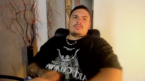 Snapshot of sharkmerlin chatting on February 8, 2025, 1:33 pm jhon deibyd online show from February 8, 2025, 1:33 pm