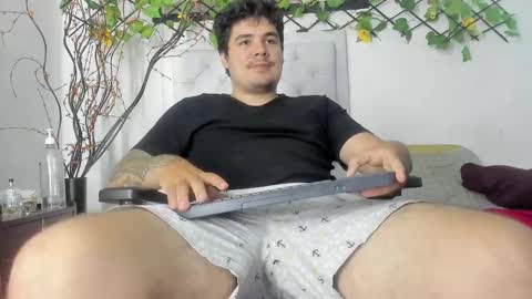 Snapshot of sharkmerlin chatting on September 25, 2025, 10:13 pm jhon deibyd online show from September 25, 2025, 10:13 pm