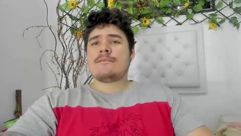 Snapshot of sharkmerlin chatting on September 30, 2025, 12:59 am jhon deibyd online show from September 30, 2025, 12:59 am