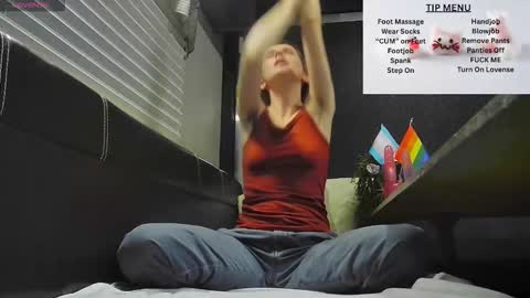 sharkysimon online show from November 5, 2025, 4:01 am