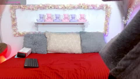 sharlotaustral18_ online show from February 25, 2026, 2:10 am