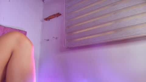 Snapshot of sharlott_kiss chatting on December 24, 2024, 6:06 pm Sharlott online show from December 24, 2024, 6:06 pm