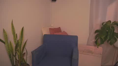 Sharlotte online show from March 11, 2026, 7:31 pm