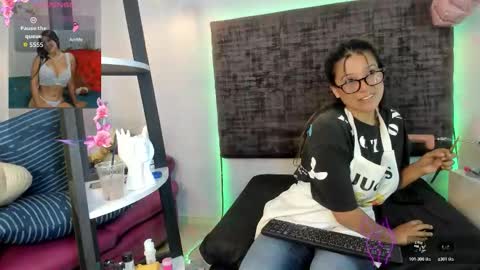 Snapshot of sharoncute16 chatting on November 12, 2025, 9:47 pm sharoncute16 online show from November 12, 2025, 9:47 pm