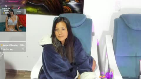 sharoncute17 online show from June 8, 2026, 2:01 am