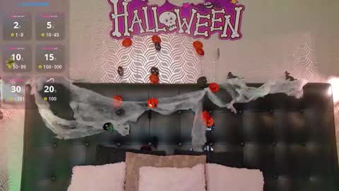 Snapshot of sharonevanss chatting on October 25, 2025, 8:25 pm Sharon online show from October 25, 2025, 8:25 pm