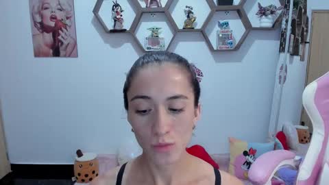 Snapshot of sharonsander1 chatting on March 8, 2025, 9:28 am Sharon online show from March 8, 2025, 9:28 am