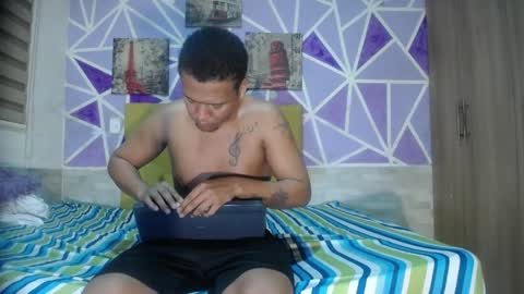 sharonx_morex online show from April 19, 2026, 5:40 am