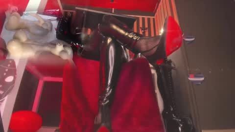 Your mistress Sharon  online show from March 4, 2025, 12:18 am