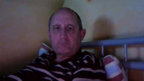 Snapshot of sharpshoder chatting on January 18, 2025, 10:28 pm Peter online show from January 18, 2025, 10:28 pm