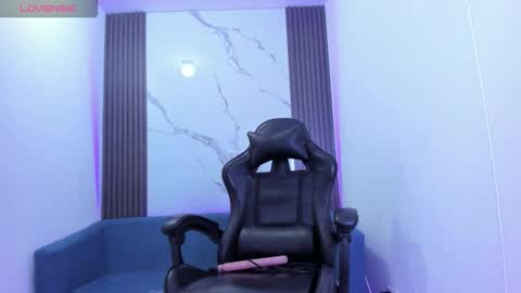 Snapshot of shaunadream chatting on October 10, 2025, 3:05 am Lady Shauna online show from October 10, 2025, 3:05 am