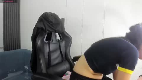 Shauna online show from February 8, 2026, 5:00 am