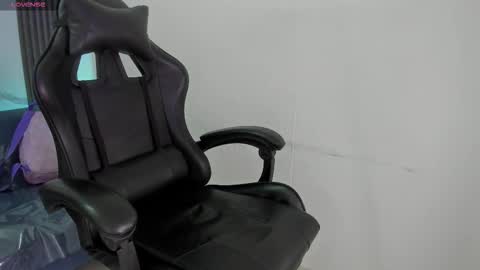 Shauna online show from March 1, 2026, 4:58 am