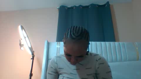 Shay diva online show from September 30, 2025, 1:16 pm