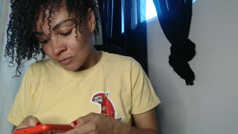 Shayna online show from December 25, 2024, 2:56 pm