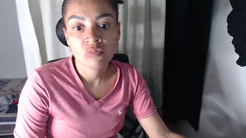 Shayna online show from January 18, 2025, 11:44 pm