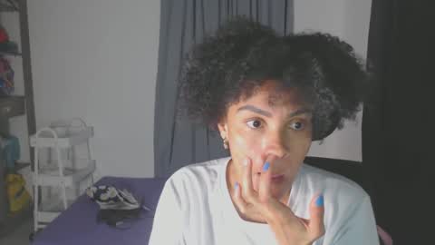 Shayna online show from January 25, 2025, 3:51 am