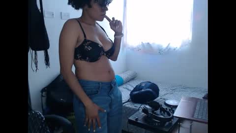 Shayna online show from February 23, 2026, 5:54 pm