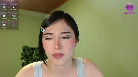 Snapshot of she_alice chatting on June 13, 2026, 5:49 am she_alice online show from June 13, 2026, 5:49 am